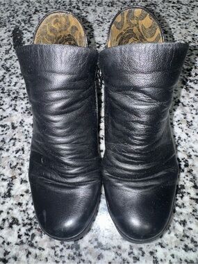 London Fly Women's Black Leather Slip-On Mule boots size 37